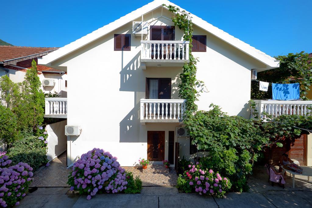 Apartments Ratkovic Teodo Esterno foto